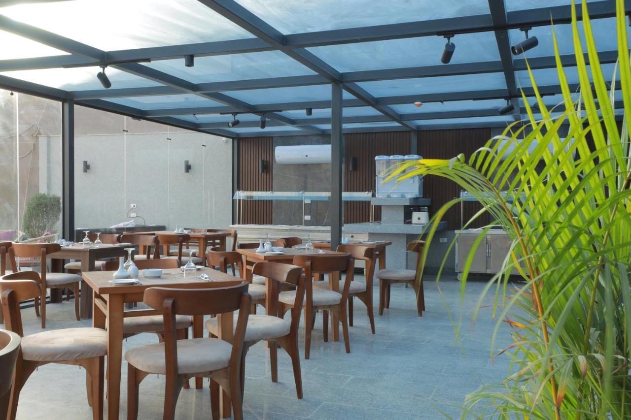 Pyramid Front Hotel Al Kawm al Akhdar Ngoại thất bức ảnh