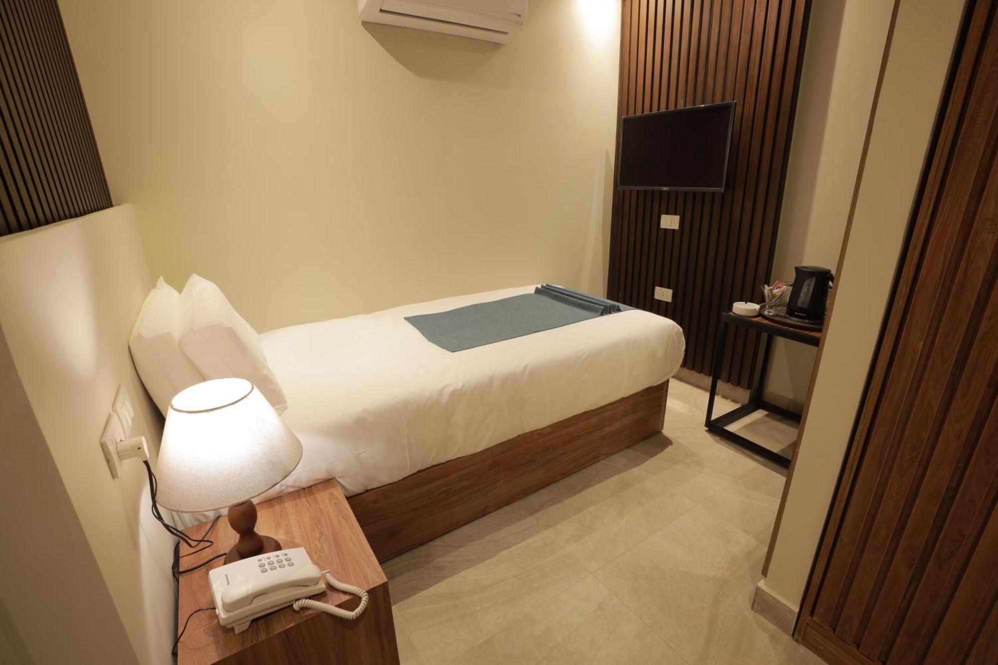 Pyramid Front Hotel Al Kawm al Akhdar Ngoại thất bức ảnh